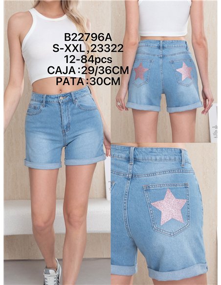 Shorts jeans com estrelas brilhantes