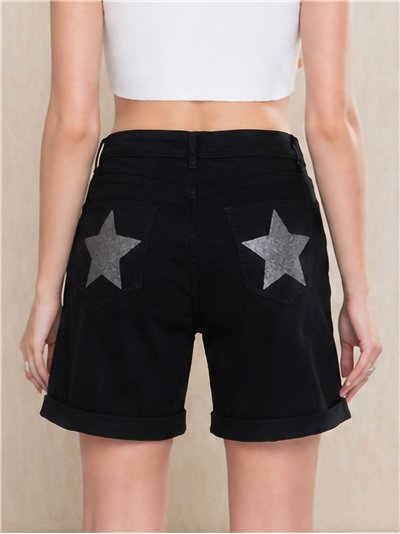 Bermuda plus size com glitter e bolsos.