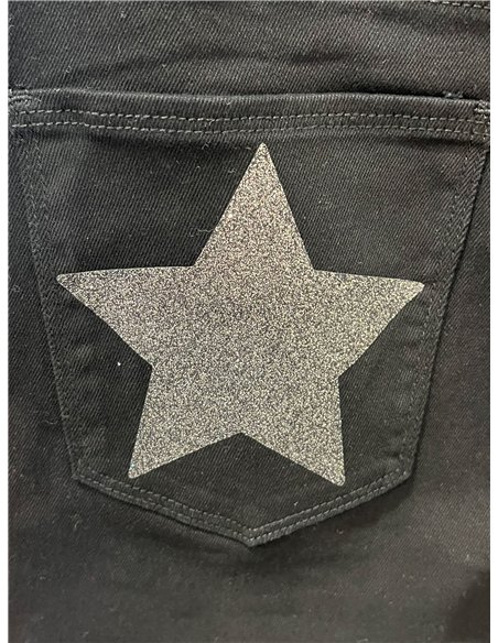 Bermuda plus size com glitter e bolsos.