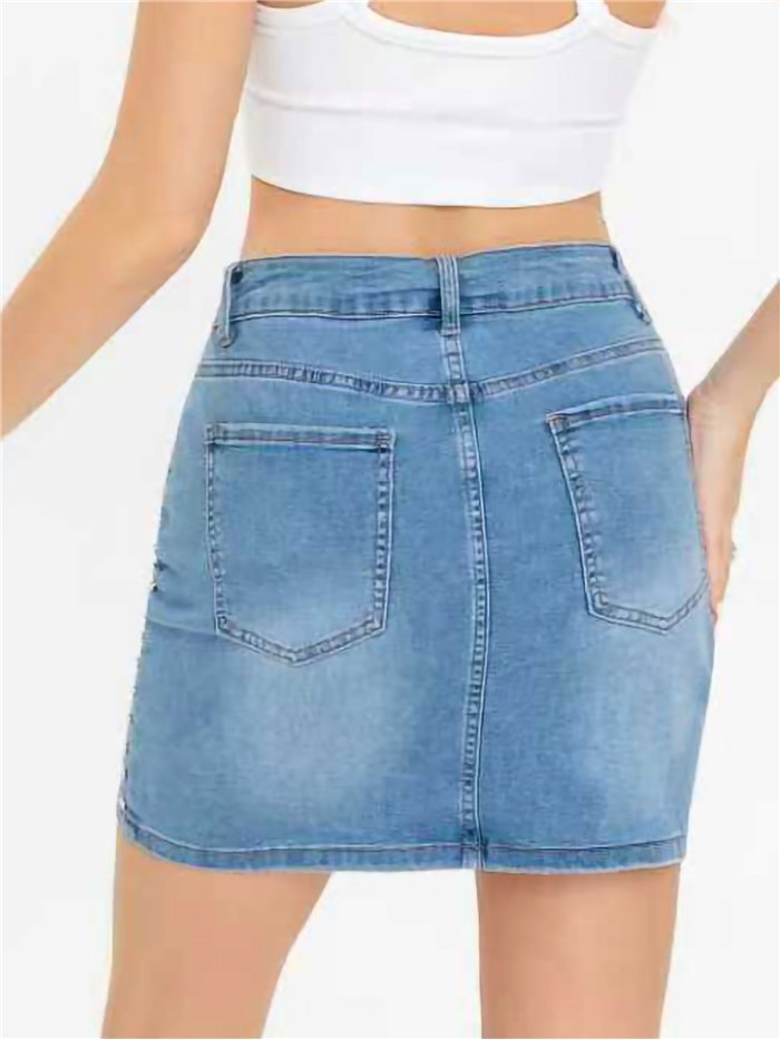 Minissaia jeans com tachas