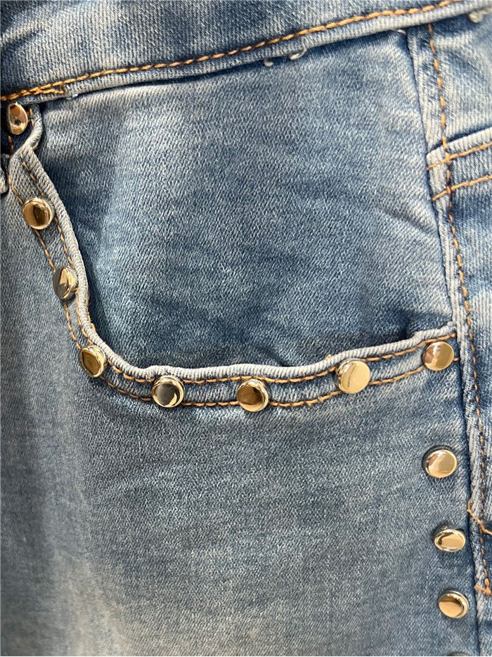 Minissaia jeans com tachas