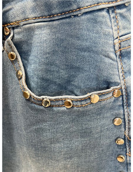 Minissaia jeans com tachas