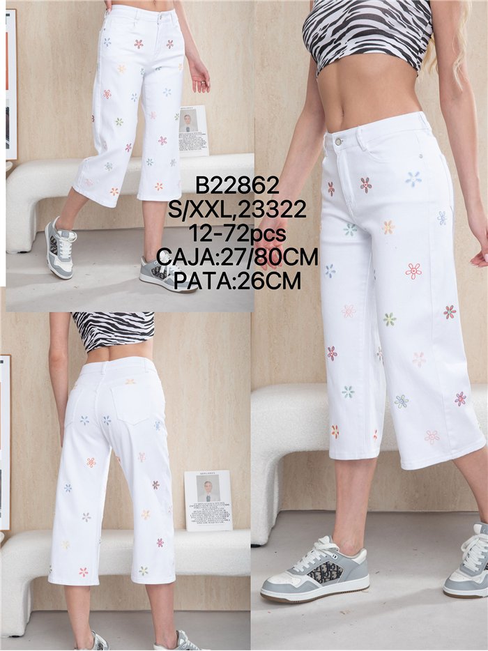 Embroidered flower culotte jeans