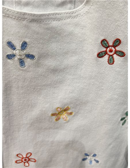 Embroidered flower culotte jeans