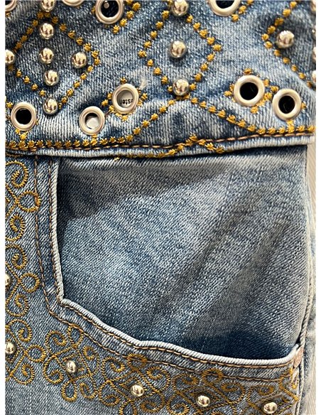 Calça jeans étnica bordada