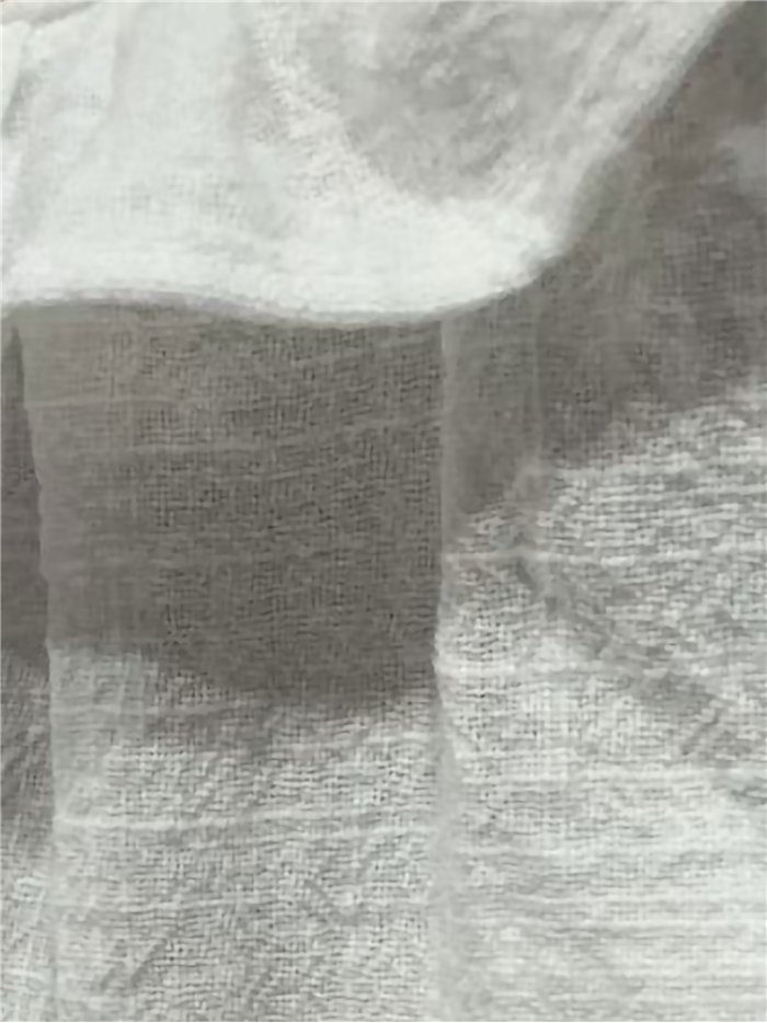 Blusa bordada com franjas