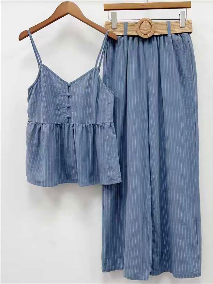 Conjunto de regata e calça listradas