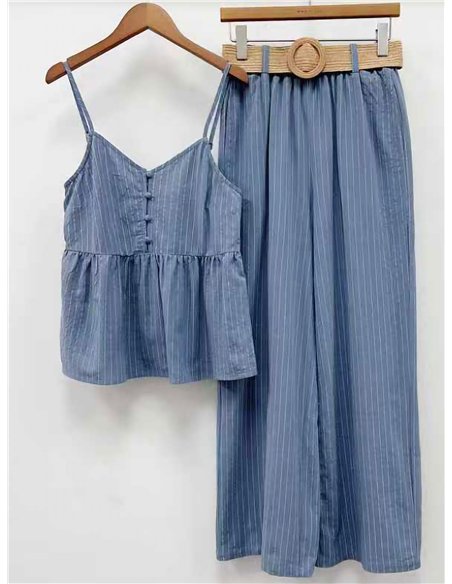 Conjunto de regata e calça listradas