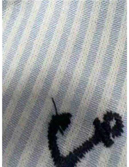 Camisa de manga curta com âncoras bordadas