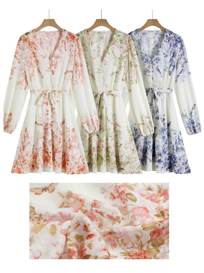 Vestido curto com estampa floral em efeito linho