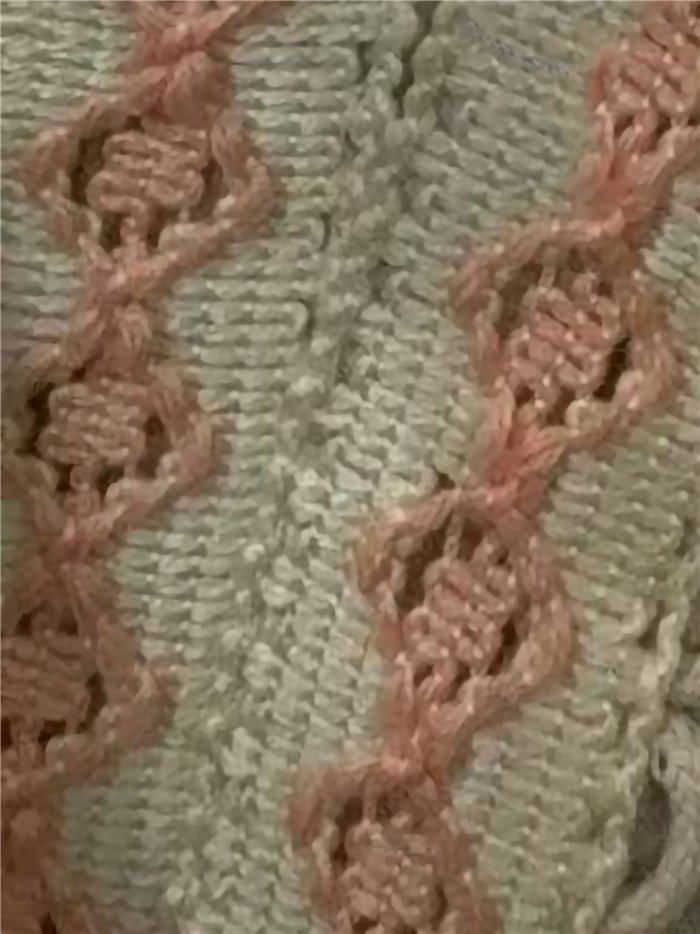 Blusa de linho bordada com mangas curtas.