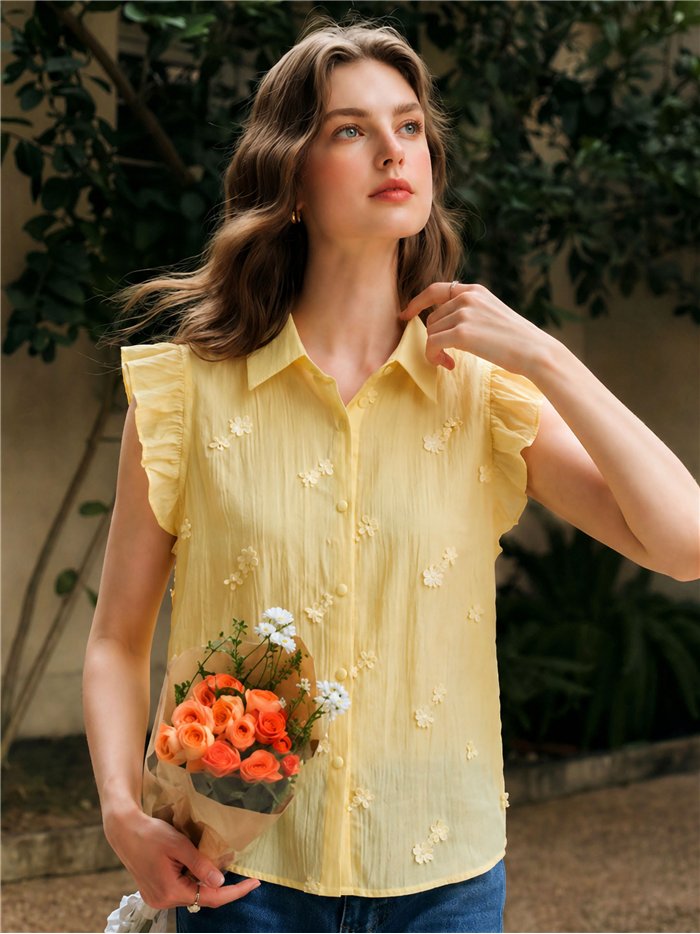 Camisa sem mangas com flores bordadas