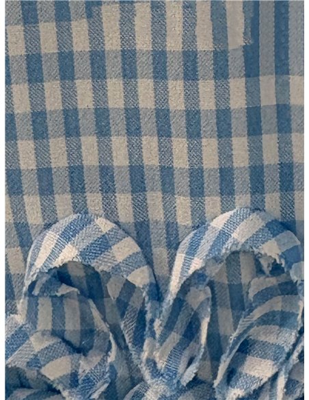 Blusa Vichy bordada com flores franzidas