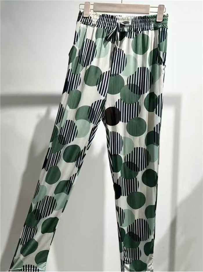 Pantalón estampado lunares y rayas