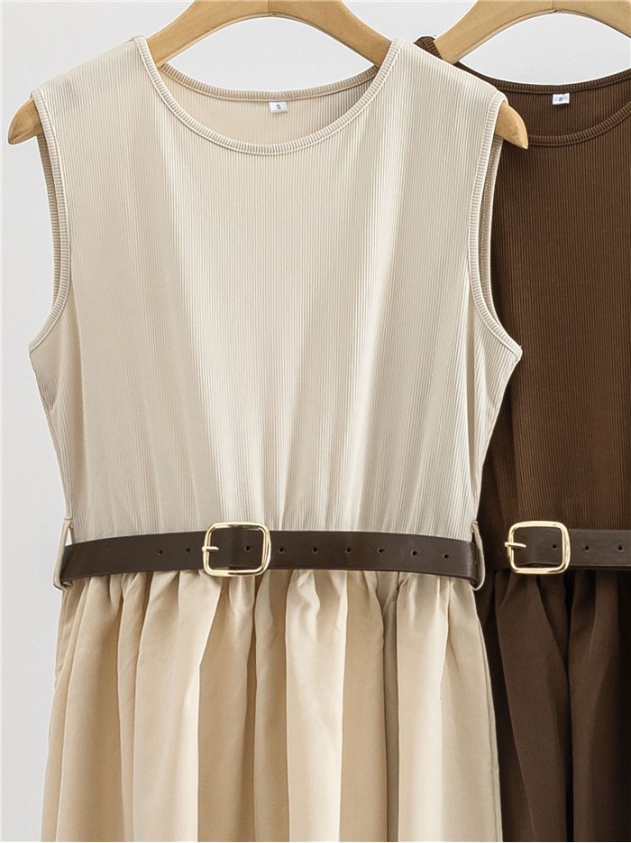 Sleeveless contrast belted maxi dress