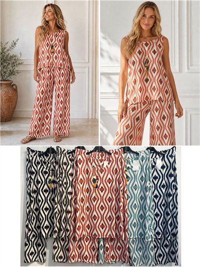 Diamond geo-printed lycra blouse with necklace and trousers set 2