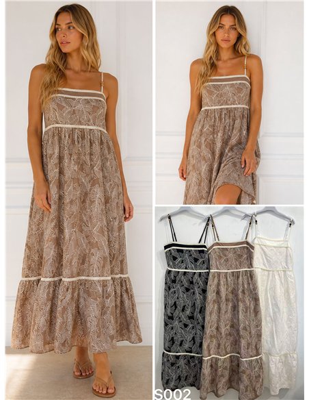 Robe longue brodée de feuilles et de bretelles