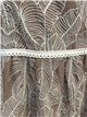 Robe longue brodée de feuilles et de bretelles