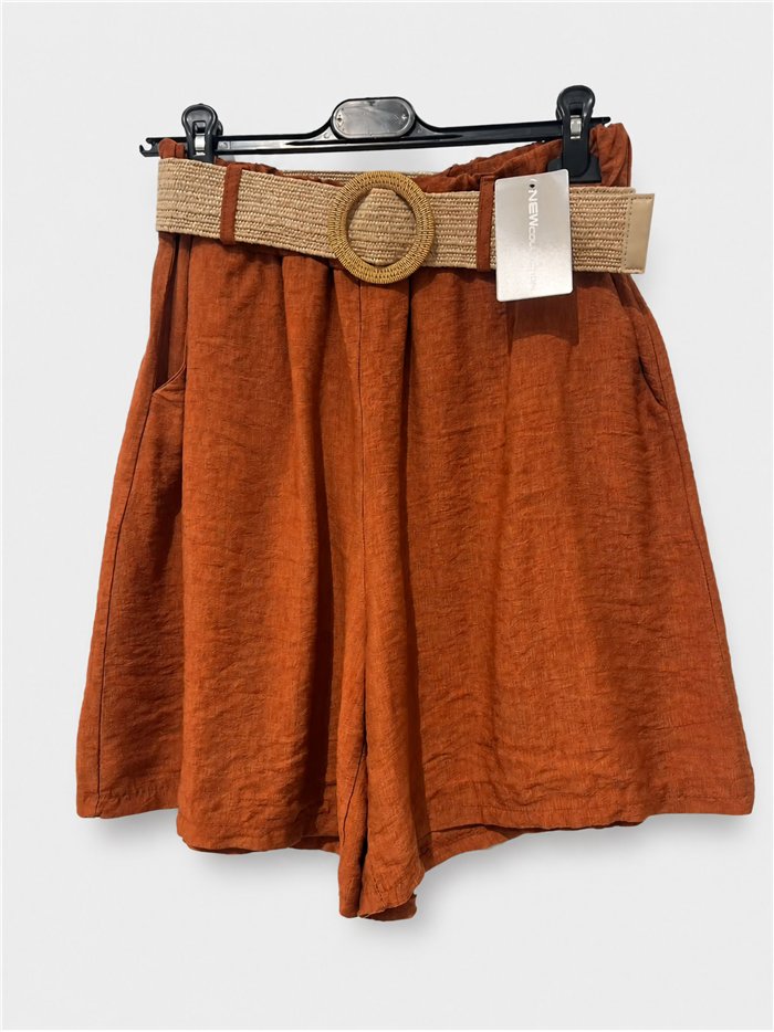 Shorts fluidos com cinto de ráfia
