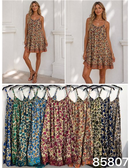 Robe courte fleurie à bretelles