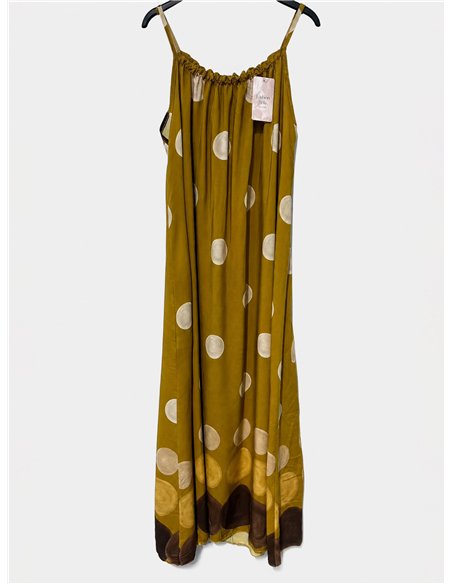 Langes, gepunktetes Trägerkleid