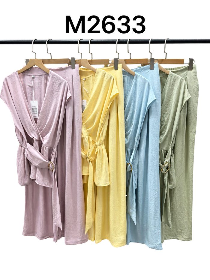 Completo in lino con top incrociato e pantaloni | DB-M2633