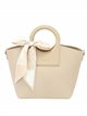 Bolso tote con asa circular y pañuelo