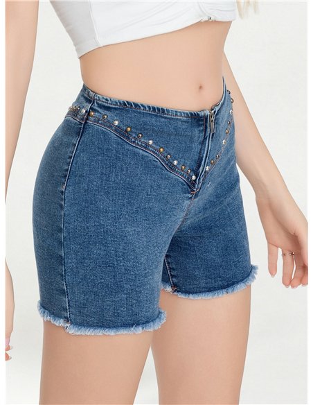 Short vaquero con tachuelas