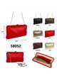 Bolso clutch de piel con cadena