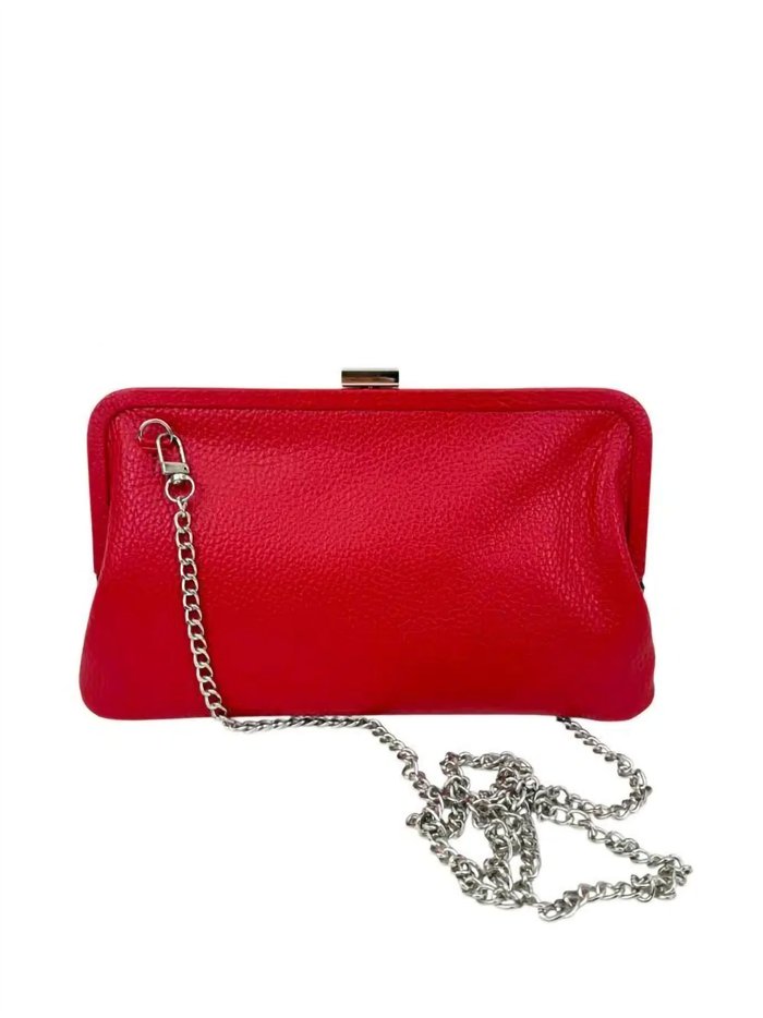 Bolso clutch de piel con cadena