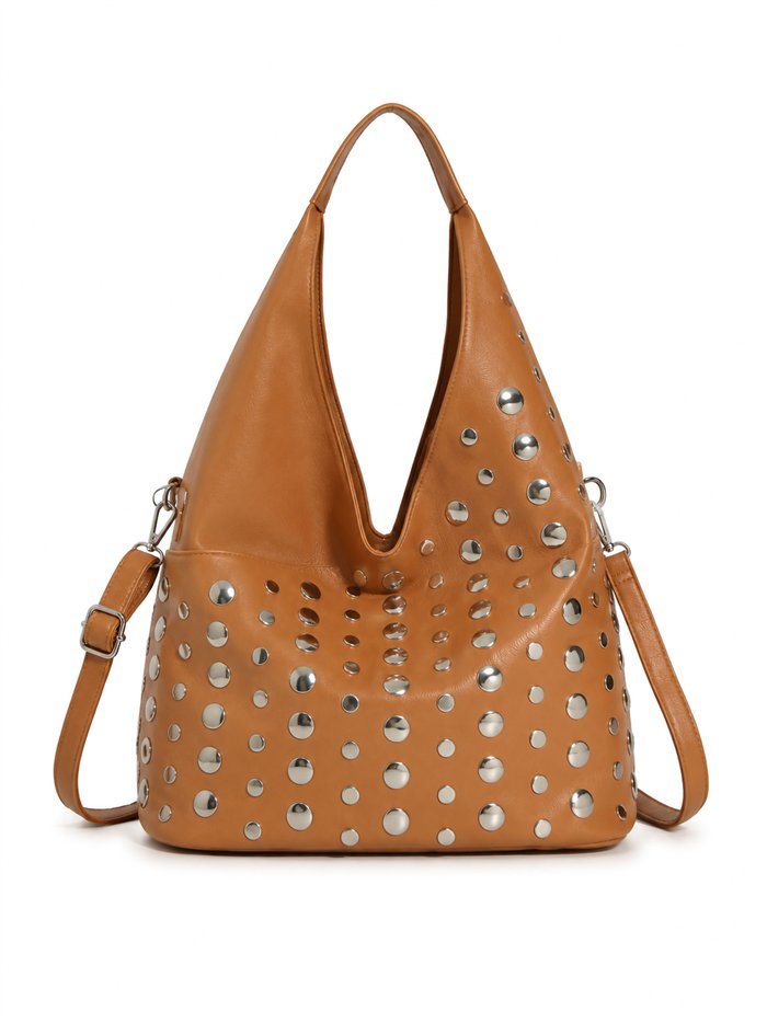 Bolso hobo con tachuelas