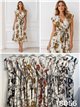 Wickelkleid mit Blumenmuster und Schleife