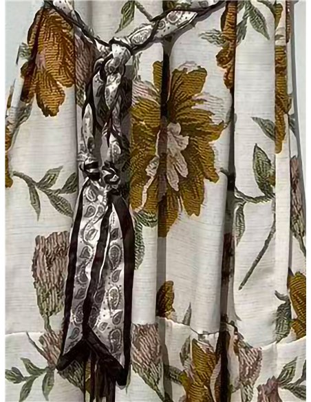 Wickelkleid mit Blumenmuster und Schleife
