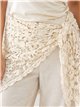 Pañuelo triangular de crochet floral