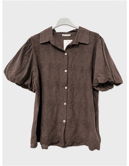 Camisa bordada de manga abullonada