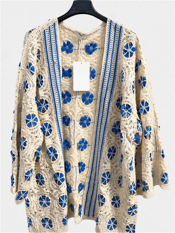 Cárdigan de crochet floral