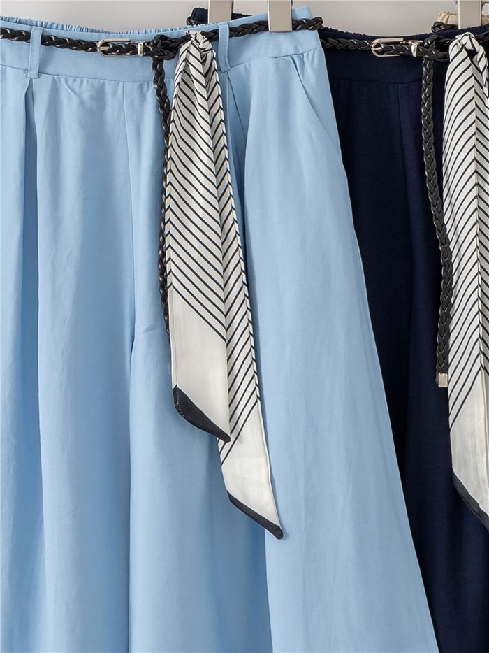 Pantalón culotte con cinturón pañuelo rayas
