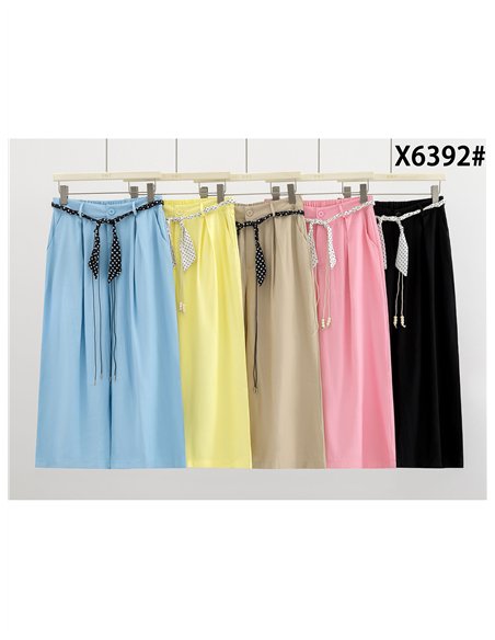 Pantalón culotte con cinturón contraste