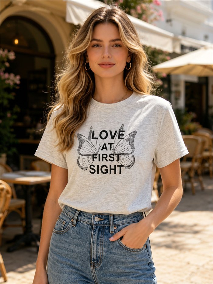 Camiseta Love at First Sight