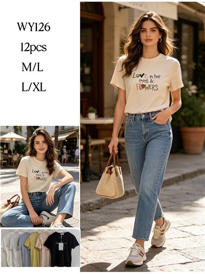 Camiseta Love in her eyes & flowers 2
