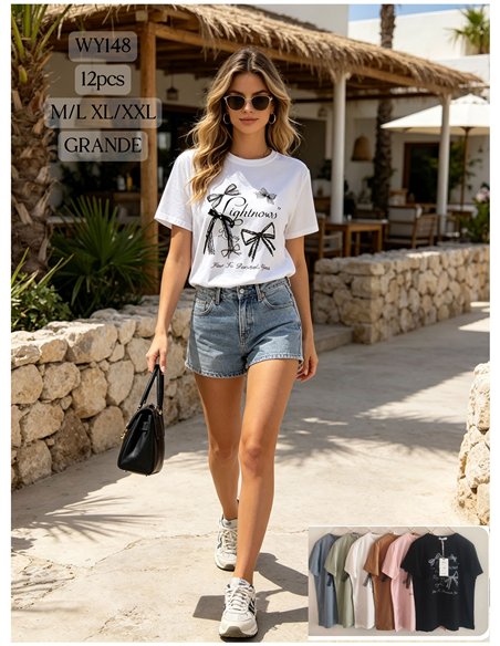 Locker sitzendes T-Shirt mit Krawatten