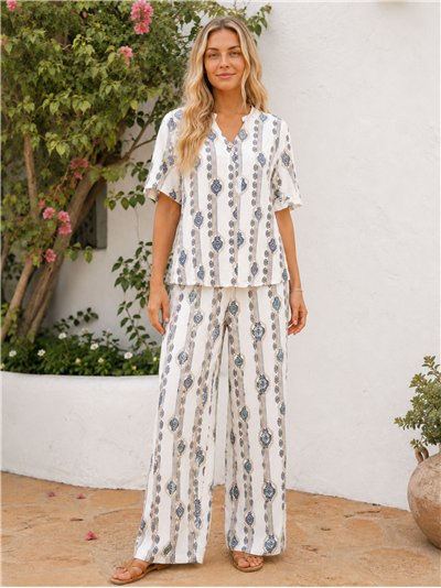 Conjunto blusa estampada étnico y pantalón