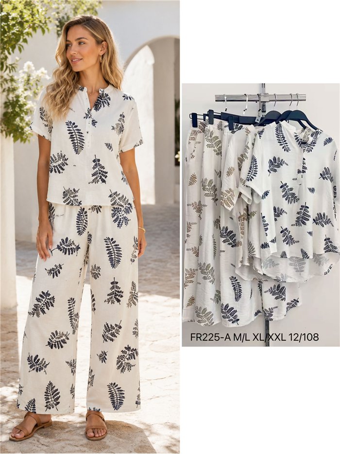 Conjunto blusa estampado hojas y pantalón