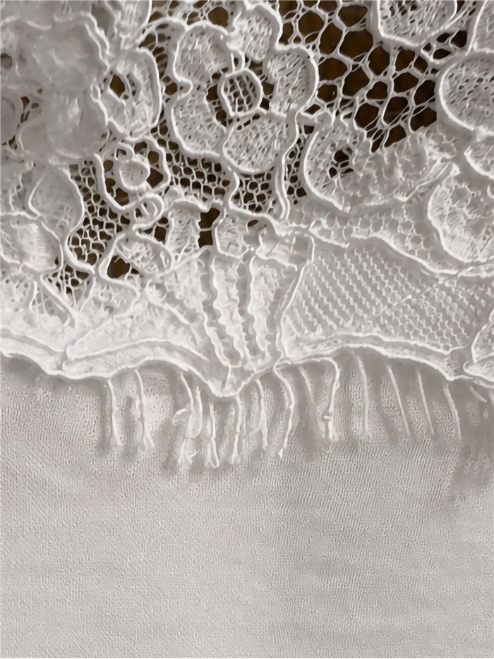 Top in pizzo per lingerie