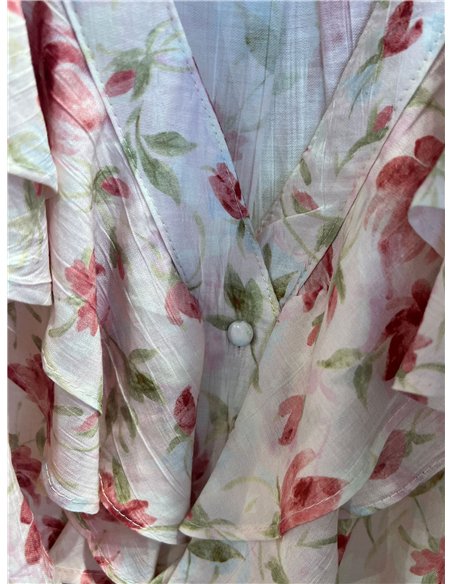 Blusa floral con volantes