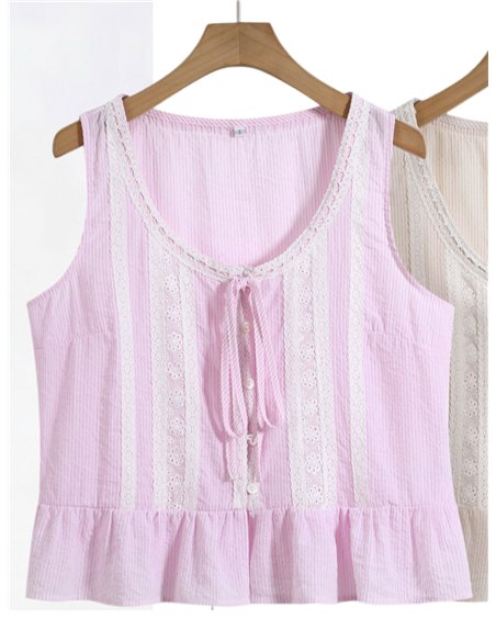 Top rayas con puntillas