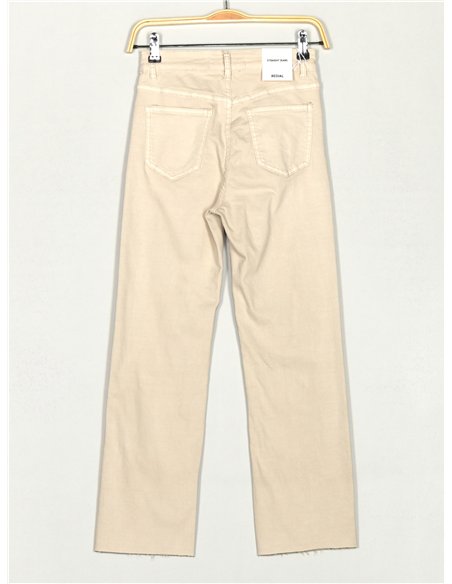 Gerade Jeans