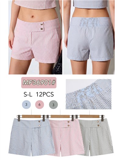 Short de rayas con botones laterales 2