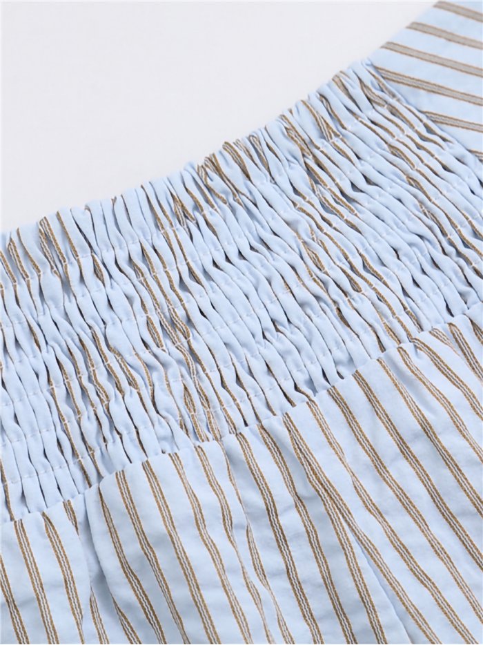 Short de rayas con botones laterales
