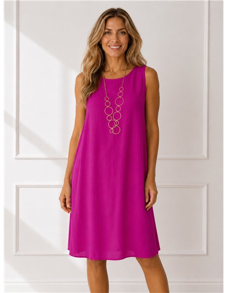 Kurzes, ärmelloses, schlichtes Kleid mit Kragen